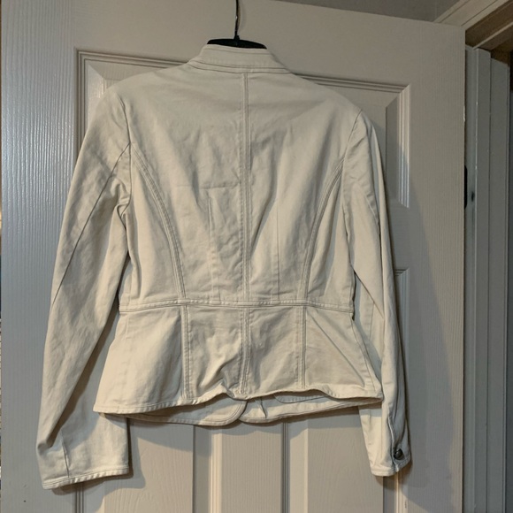 Jacket - Picture 3 of 4